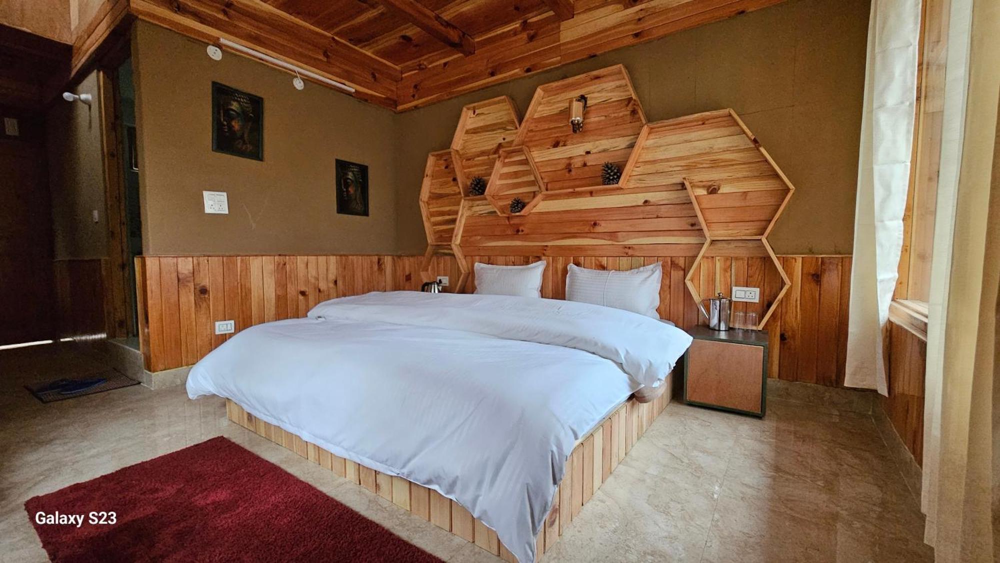 The Fiza Retreat Tirthan Banjār Zewnętrze zdjęcie