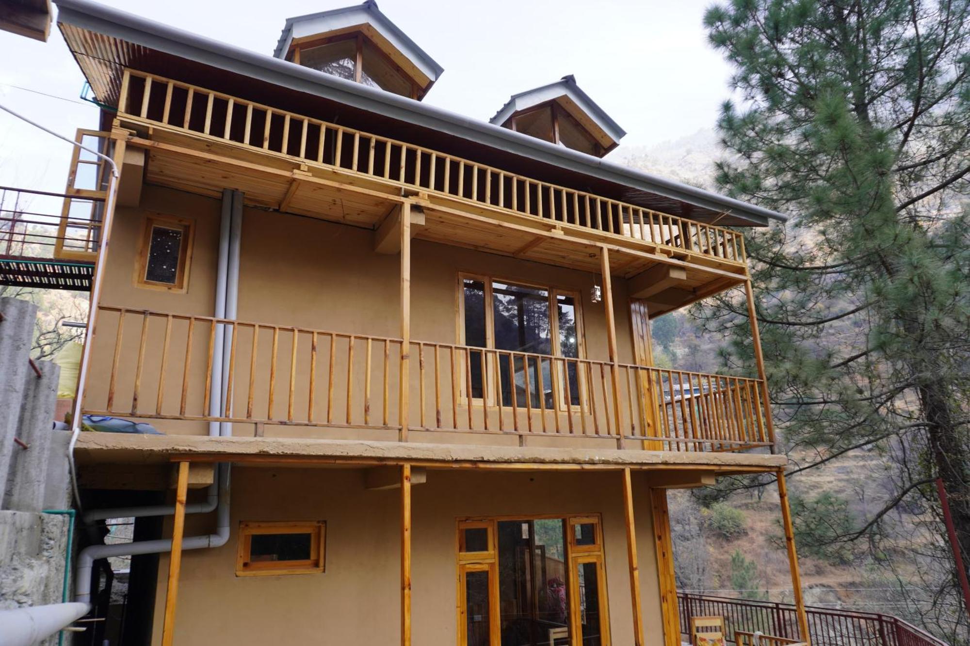 The Fiza Retreat Tirthan Banjār Zewnętrze zdjęcie
